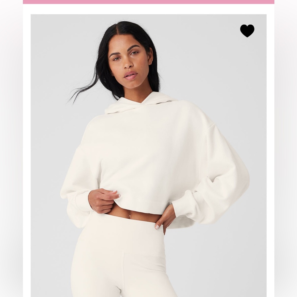 NWT Alo Yoga Bae Hoodie Ivory size xs!